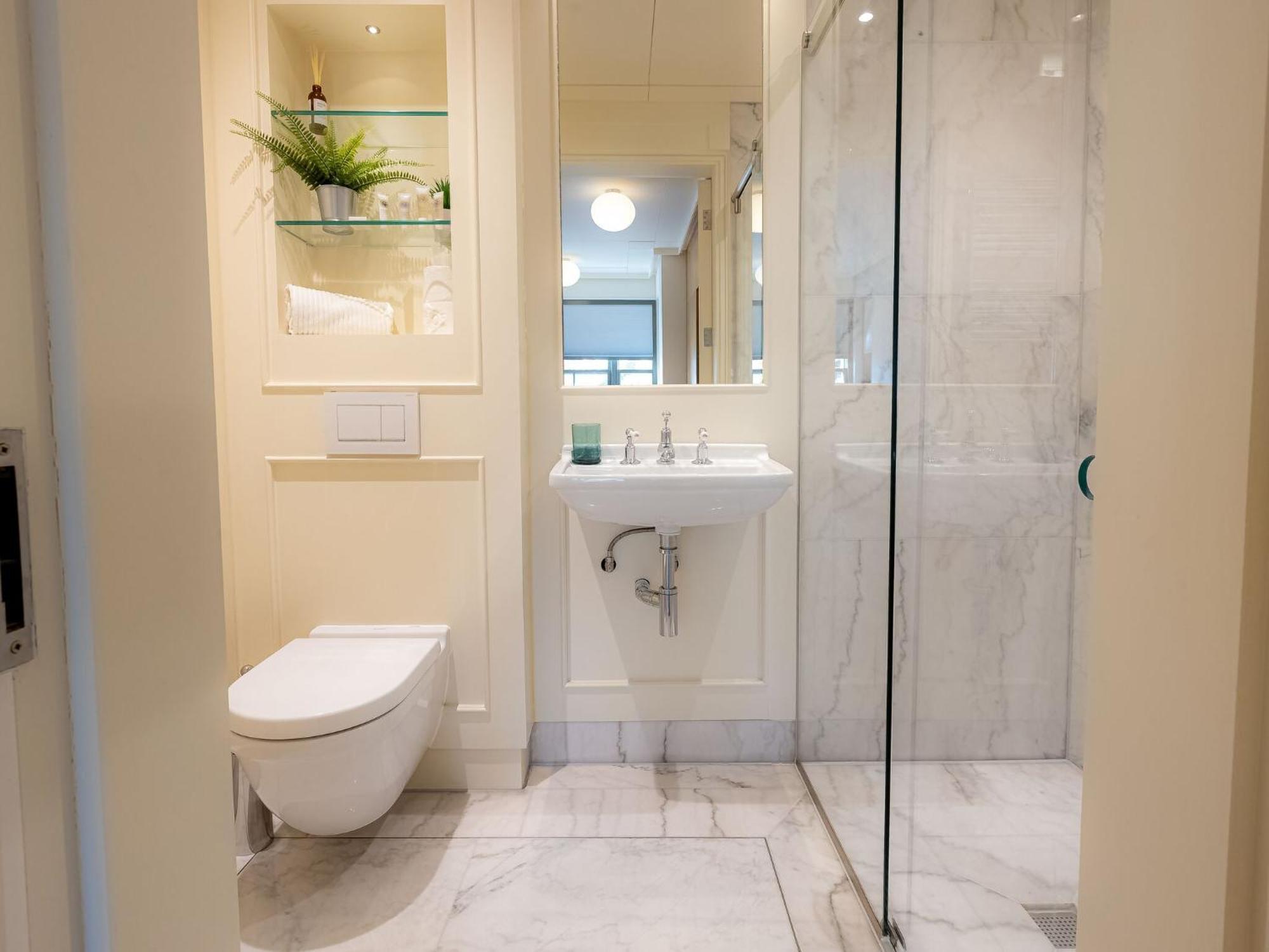 Modern Deluxe Five Bedroom House Near Chalk Farm Station By Belvilla Лондон Экстерьер фото