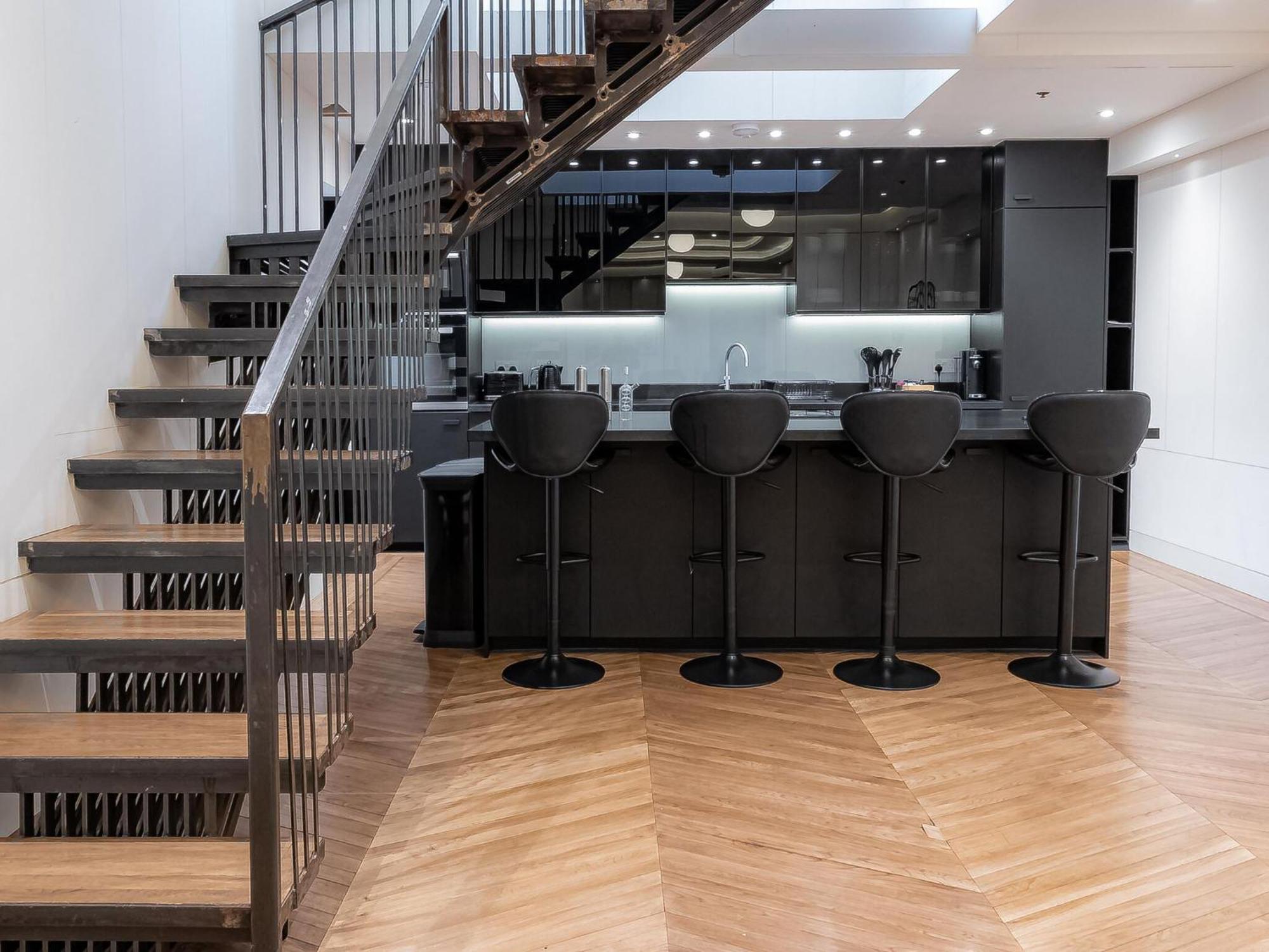 Modern Deluxe Five Bedroom House Near Chalk Farm Station By Belvilla Лондон Экстерьер фото