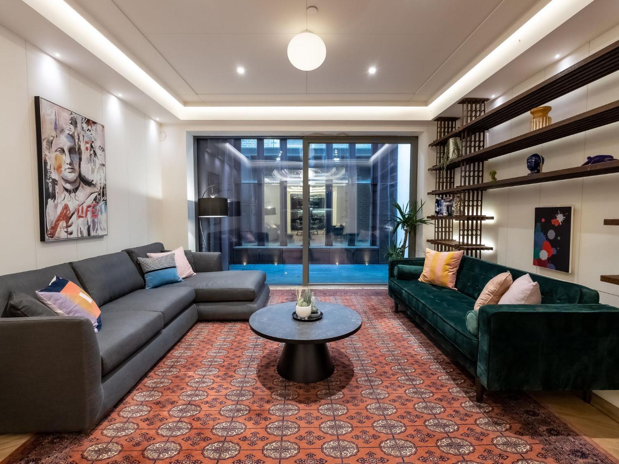 Modern Deluxe Five Bedroom House Near Chalk Farm Station By Belvilla Лондон Экстерьер фото